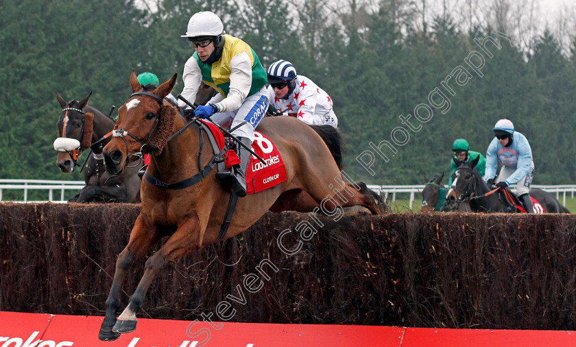 Cloth-Cap-0007 
 CLOTH CAP (Tom Scudamore) wins The Ladbrokes Trophy Chase
Newbury 28 Nov 2020 - Pic Steven Cargill / Racingfotos.com