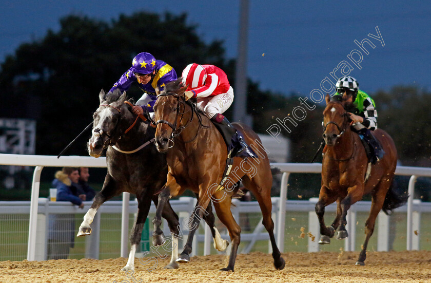 Double-March-0003 
 DOUBLE MARCH (right, Cieren Fallon) beats JAMES MCHENRY (left) in The Southwell Golf Club Winter Deals Maiden Stakes
Southwell 4 Oct 2022 - Pic Steven Cargill / Racingfotos.com