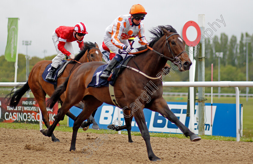 Shuv-H Penny-King-0005 
 SHUV H'PENNY KING (Martin Dwyer) wins The Follow Us On Twitter @wolvesraces Handicap
Wolverhampton 24 May 2021 - Pic Steven Cargill / Racingfotos.com