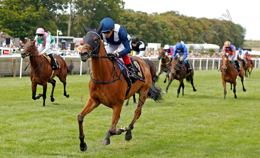 Commissioning-0007 
 COMMISSIONING (Frankie Dettori) wins The Turners British EBF Fillies Novice Stakes
Newmarket 30 Jul 2022 - Pic Steven Cargill / Racingfotos.com