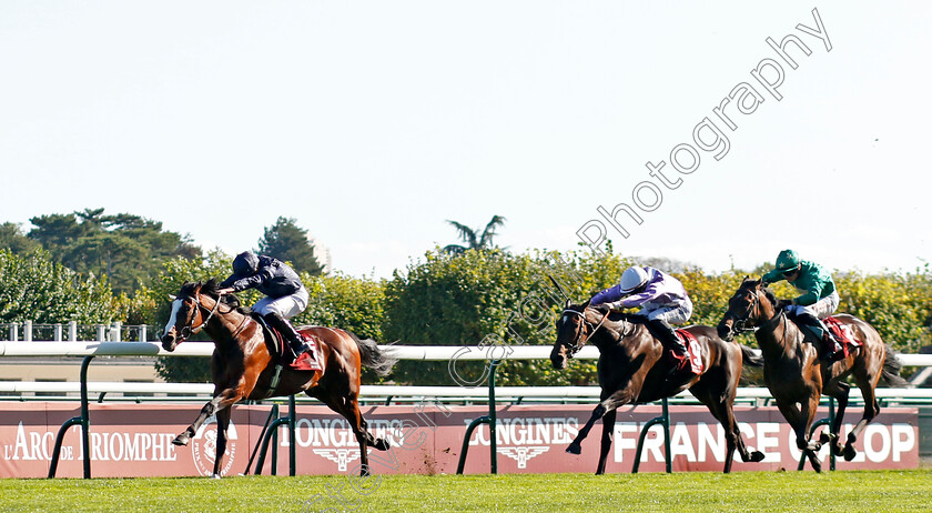 Mount-Kilimanjaro-0004 
 MOUNT KILIMANJARO (Ryan Moore) wins The Arqana Series Haras de Bouquetot Criterium d'Automne
Longchamp 5 Oct 2024 - Pic Steven Cargill / Racingfotos.com