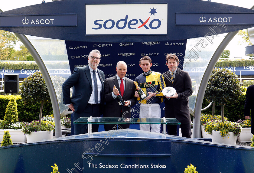 Getchagetchagetcha-0012 
 Presentation to Jason Maguire, Clive Cox and Adam Kirby for The Sodexo Conditions Stakes won by GETCHAGETCHAGETCHA Ascot 2 May 2018 - Pic Steven Cargill / Racingfotos.com