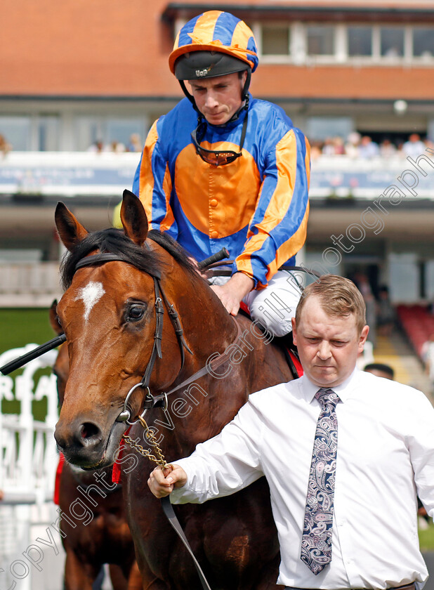 Star-Of-India-0010 
 STAR OF INDIA (Ryan Moore) after The Homeserve Dee Stakes
Chester 5 May 2022 - Pic Steven Cargill / Racingfotos.com