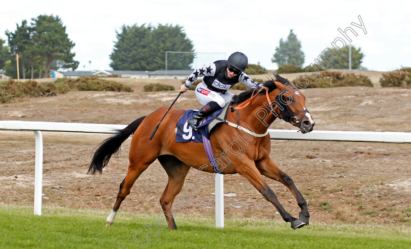 Sefton-Warrior-0005 
 SEFTON WARRIOR (Hollie Doyle) wins The Visit atttheraces.com Handicap
Yarmouth 3 Aug 2020 - Pic Steven Cargill / Racingfotos.com