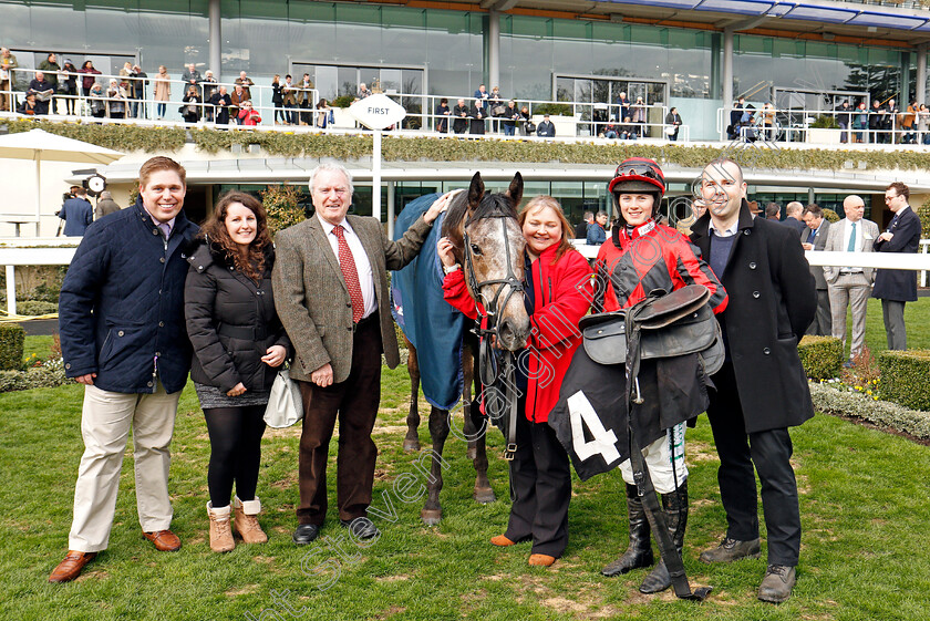 Ashoka-0010 
 ASHOKA (Bridget Andrews) with trainer Dan Skelton and owners after The Ascot Spring Garden Show Novices Handicap Chase Ascot 25 Mar 2018 - Pic Steven Cargill / Racingfotos.com