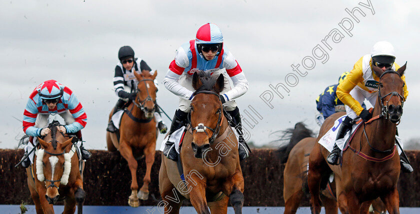 Brave-Kingdom-0003 
 BRAVE KINGDOM (Harry Cobden)
Ascot 17 Feb 2024 - Pic Steven Cargill / Racingfotos.com