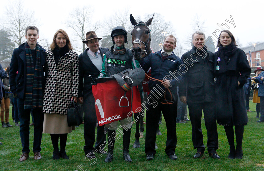 Altior-0009 
 ALTIOR (Nico De Boinville) with Nicky Henderson and Mrs Patricia Pugh (2nd left) after The Matchbook Clarence House Chase
Ascot 19 Jan 2019 - Pic Steven Cargill / Racingfotos.com