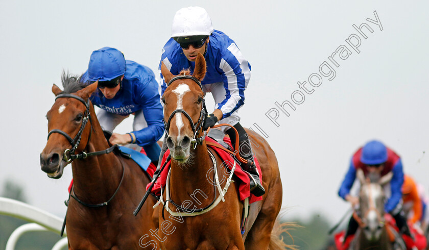 Dance-In-The-Grass-0010 
 DANCE IN THE GRASS (Silvestre de Sousa) beats FAIRY CROSS (left) in The European Bloodstock News EBF Star Stakes
Sandown 21 Jul 2022 - Pic Steven Cargill / Racingfotos.com