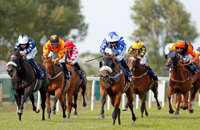 Wrath-Of-Hector-0002 
 WRATH OF HECTOR (centre, Silvestre De Sousa) beats INDEPENDENCE DAY (left) in The Mansionbet Proud To Support British Racing Classified Stakes
Yarmouth 22 Jul 2020 - Pic Steven Cargill / Racingfotos.com