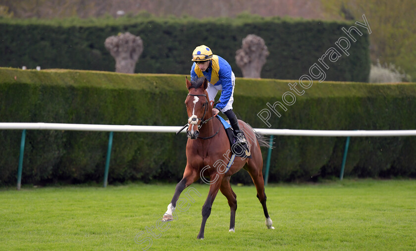 Nader-King-0001 
 NADER KING (Richard Kingscote) winner of The Castle Rock Harvest Pale Chase Maiden Stakes
Nottingham 22 Apr 2023 - pic Steven Cargill / Becky Bailey / Racingfotos.com