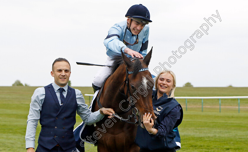 Cachet-0017 
 CACHET (James Doyle) after The Qipco 1000 Guineas
Newmarket 1 May 2022 - Pic Steven Cargill / Racingfotos.com