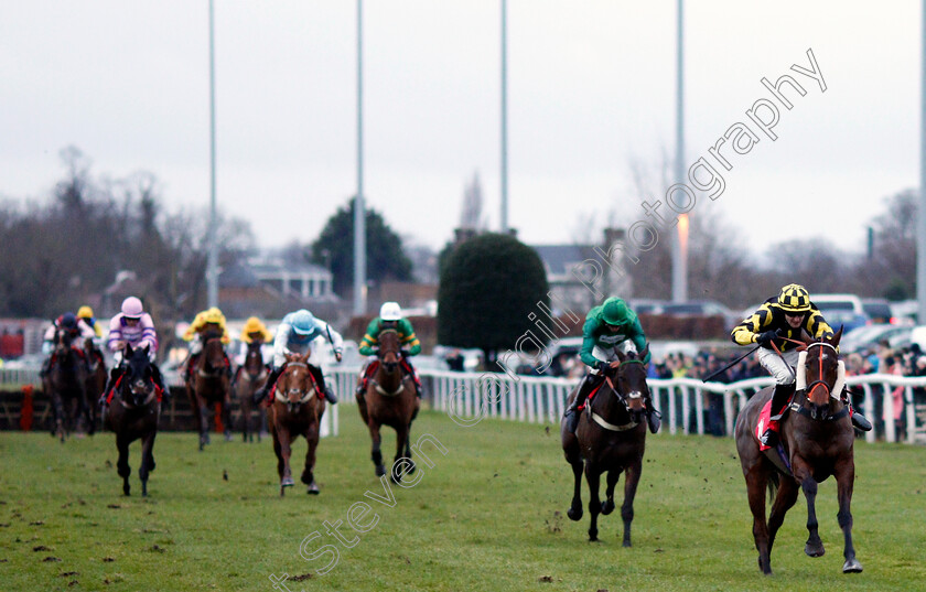 Golan-Fortune-0001 
 GOLAN FORTUNE (Tommie O'Brien) wins The 32Red Download The App Handicap Hurdle Kempton 26 Dec 2017 - Pic Steven Cargill / Racingfotos.com