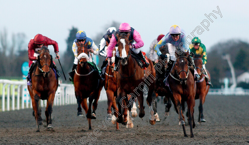 Dono-Di-Dio-0002 
 DONO DI DIO (right, Scott McCullagh) beats LAWN RANGER (centre) in The 32Red Handicap
Kempton 3 Apr 2019 - Pic Steven Cargill / Racingfotos.com