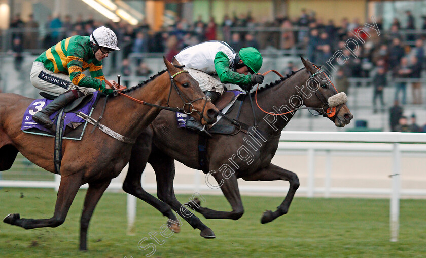 Vinndication-0005 
 VINNDICATION (right, Sean Bowen) beats CHAMP (left) in The Rosling King British EBF National Hunt Novices Hurdle Ascot 20 Jan 2018 - Pic Steven Cargill / Racingfotos.com