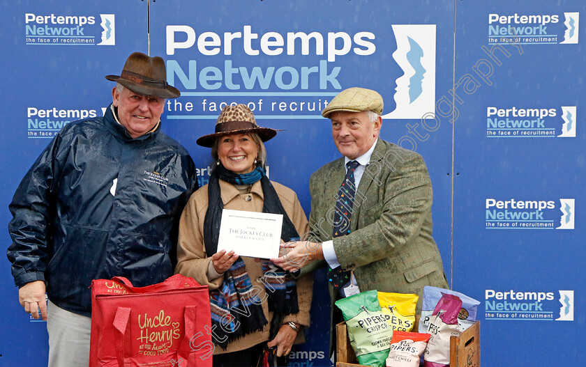 Glen-Cannel-0006 
 Presentation for The Pertemps Network National Hunt Maiden Hurdle
Market Rasen 17 Nov 2022 - pic Steven Cargill / Racingfotos.com