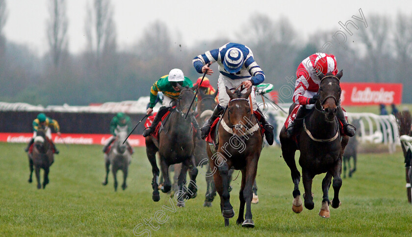 Total-Recall-0010 
 TOTAL RECALL (right, Paul Townend) beats WHISPER (left) in The Ladbrokes Trophy Chase Newbury 2 Dec 2017 - Pic Steven Cargill / Racingfotos.com