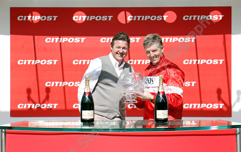 Diese-Des-Bieffes-0010 
 Presentation to Noel Fehily for The Citipost Novices Hurdle won by DIESE DES BIEFFES Cheltenham 18 Apr 2018 - Pic Steven Cargill / Racingfotos.com