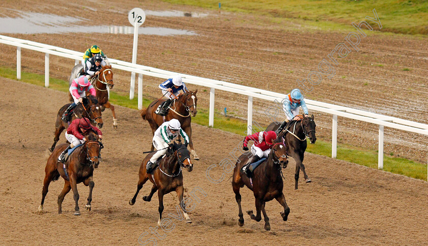 Colonize-0005 
 COLONIZE (Jim Crowley) beats FAR ROCKAWAY (centre) and PHAROAH KING (left) in The Extra Places At totesport.com Novice Stakes
Chelmsford 25 Nov 2019 - Pic Steven Cargill / Racingfotos.com