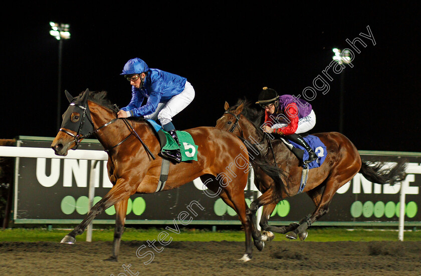 Final-Applause-0001 
 FINAL APPLAUSE (William Buick) wins The Unibet 3 Uniboosts A Day EBF Fillies Novice Stakes Div2
Kempton 11 Nov 2020 - Pic Steven Cargill / Racingfotos.com