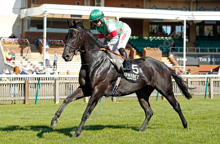 Lalania-0001 
 LALANIA (Hollie Doyle)
Newmarket 24 Sep 2021 - Pic Steven Cargill / Racingfotos.com