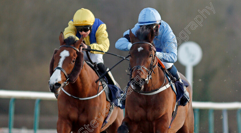 Battle-Of-Marathon-0005 
 BATTLE OF MARATHON (right, Darragh Keenan) beats RENARDEAU (left) in The Betway Apprentice Handicap
Lingfield 8 Feb 2020 - Pic Steven Cargill / Racingfotos.com