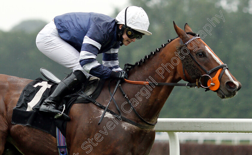 Misu-Pete-0004 
 MISU PETE (Isobel Francis) wins The Oakley Coachbuilders Apprentice Handicap
Newbury 19 Jul 2019 - Pic Steven Cargill / Racingfotos.com