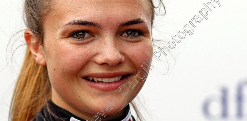 Megan-Nicholls-0004 
 MEGAN NICHOLLS winner of The Silk Series, Doncaster 14 Sep 2017 - Pic Steven Cargill / Racingfotos.com