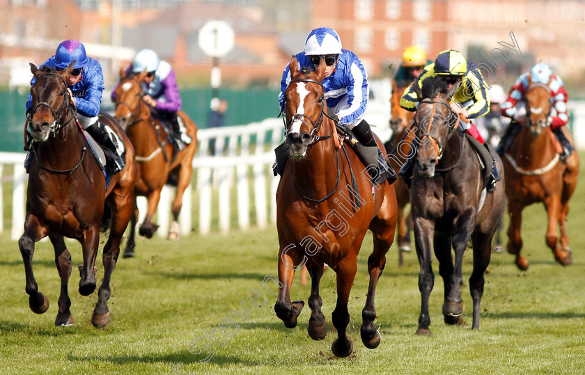 Fox-Chairman-0003 
 FOX CHAIRMAN (Silvestre De Sousa) beats MIGRATION (left) in The Dubai Duty Free Tennis Championships Maiden Stakes Div1
Newbury 13 Apr 2019 - Pic Steven Cargill / Racingfotos.com