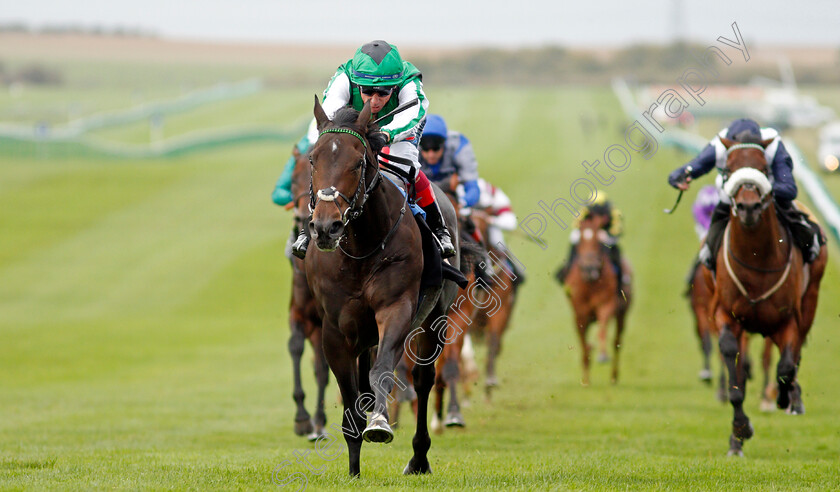 Filistine-0009 
 FILISTINE (Frankie Dettori) wins The 888sport British EBF Novice Stakes Div2
Newmarket 29 Oct 2021 - Pic Steven Cargill / Racingfotos.com