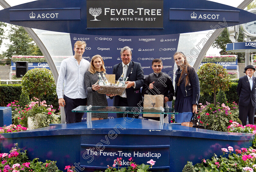 Fille-De-Reve-0010 
 Presentation for The Fever-Tree Handicap
Ascot 8 Sep 2018 - Pic Steven Cargill / Racingfotos.com