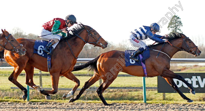 River-Song-0003 
 RIVER SONG (Hollie Doyle) beats MADE IN ITALY (left) in The Ladbrokes Where The Nation Plays Novice Median Auction Stakes Div2
Lingfield 4 Jan 2020 - Pic Steven Cargill / Racingfotos.com