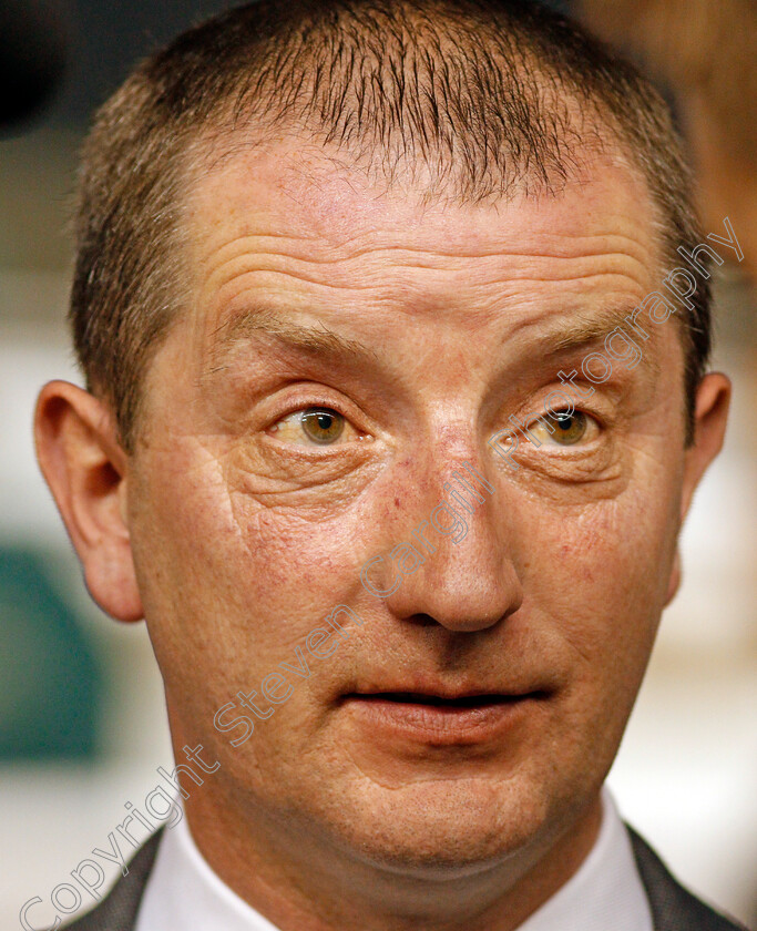 Darren-Bunyan-0001 
 trainer DARREN BUNYAN after HIT THE BID won The Watch Time Handicap Meydan 8 Feb 2018 - Pic Steven Cargill / Racingfotos.com