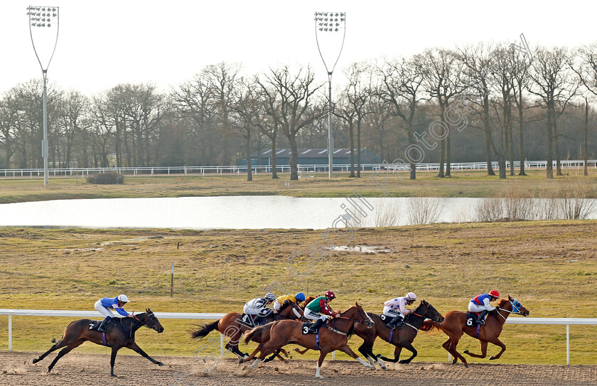 Miniature-Daffodil-0003 
 Horses turn for home in The toteplacepot Races 1 to 6 Apprentice Handicap won by MINIATURE DAFFODIL (hooped cap, Rossa Ryan) Chelmsford 6 Apr 2018 - Pic Steven Cargill / Racingfotos.com