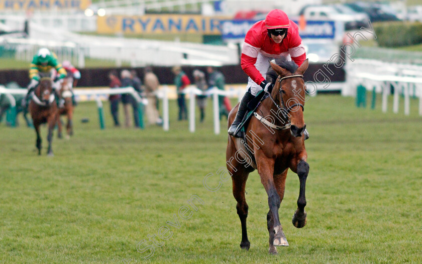 Laurina-0001 
 LAURINA (Paul Townend) wins The Trull House Stud Mares Novices Hurdle Cheltenham 15 Mar 2018 - Pic Steven Cargill / Racingfotos.com