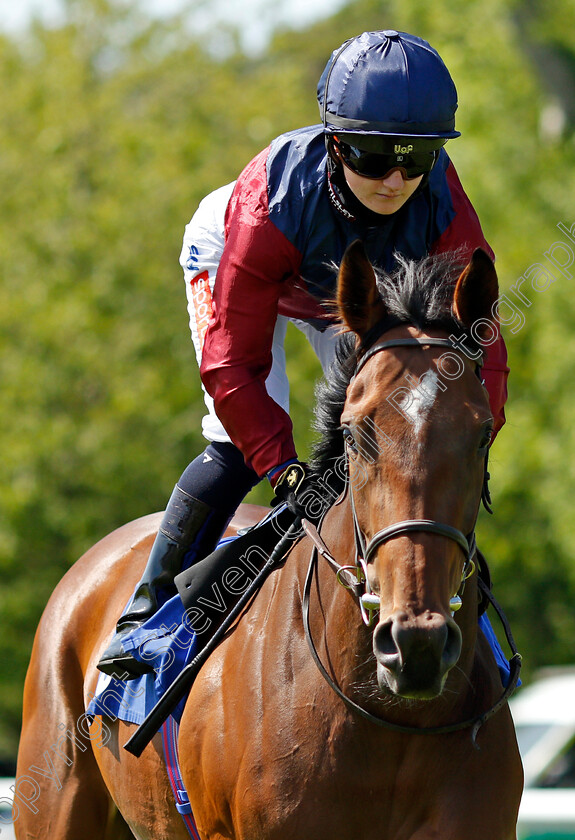 Amy-Beach-0001 
 AMY BEACH (Hollie Doyle)
Saslisbury 8 Jun 2021 - Pic Steven Cargill / Racingfotos.com