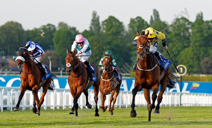 Euchen-Glen-0004 
 EUCHEN GLEN (right, Paul Mulrennan) beats SANGARIUS (centre) and FOX TAL (left) in The Coral Brigadier Gerard Stakes
Sandown 27 May 2021 - Pic Steven Cargill / Racingfotos.com