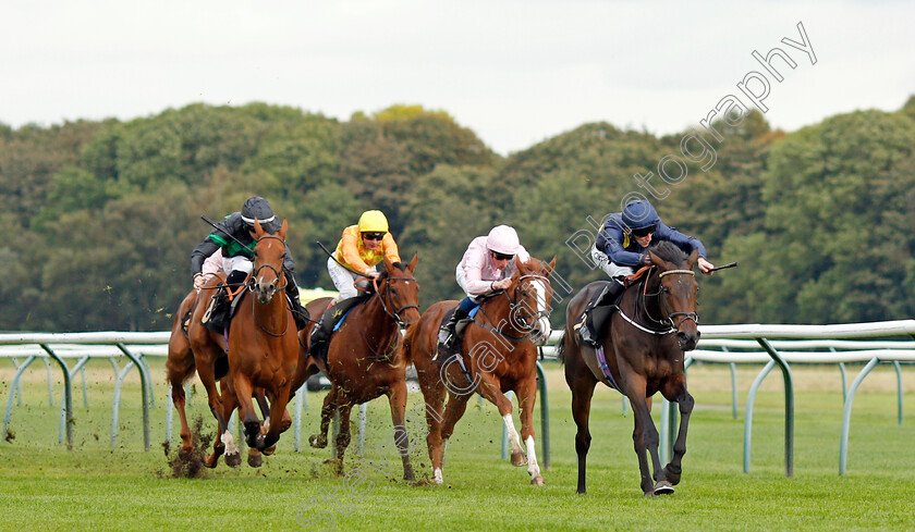 Cet-Horizon-0001 
 CET HORIZON (Daniel Tudhope) wins The British EBF Maiden Fillies Stakes
Nottingham 13 Oct 2021 - Pic Steven Cargill / Racingfotos.com