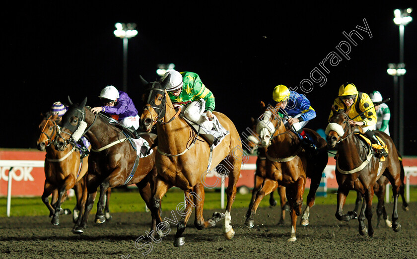 Mr-Mac-0002 
 MR MAC (Tom Marquand) beats VIOLA PARK (left) in The Close Brothers Business Finance Handicap Kempton 13 Dec 2017 - Pic Steven Cargill / Racingfotos.com