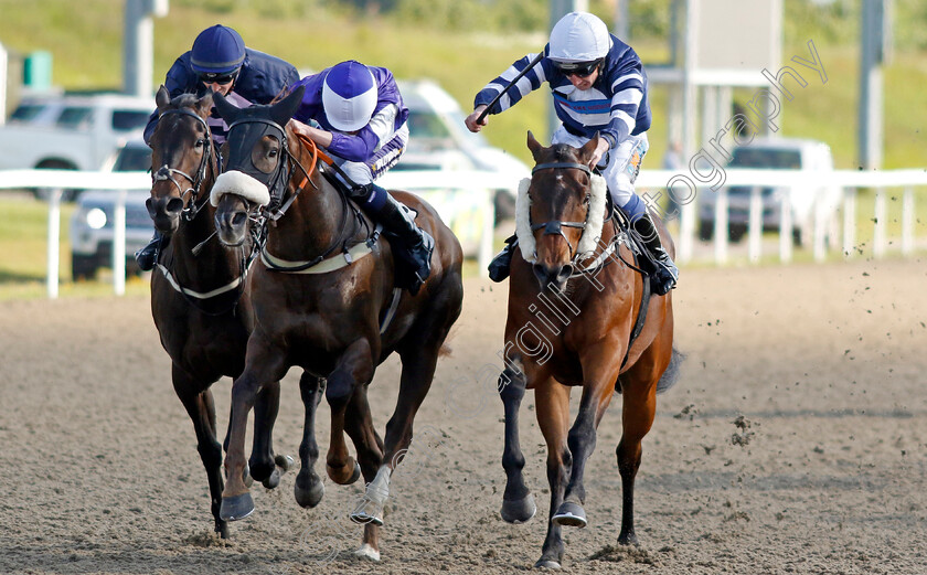 Monaadhil-0004 
 MONAADHIL (right, James Sullivan) beats THE CHARMER (centre) in The Save My Soul Classified Stakes
Chelmsford 7 Jun 2022 - Pic Steven Cargill / Racingfotos.com