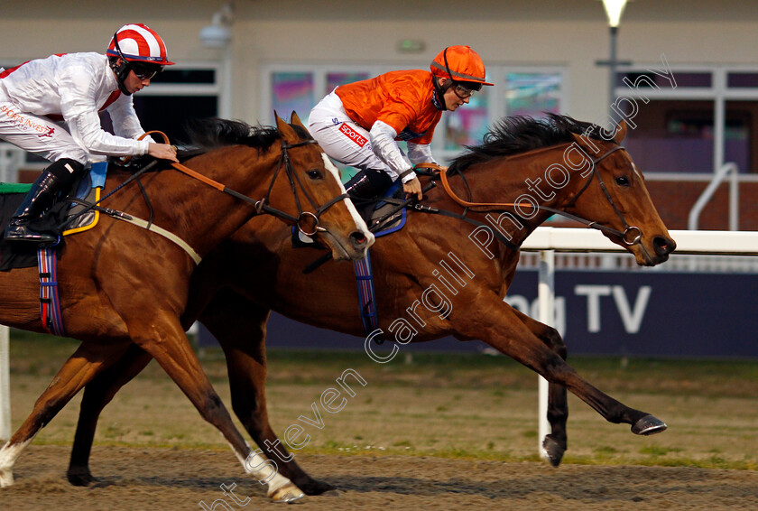 Nell-Quickly-0007 
 NELL QUICKLY (Hollie Doyle) beats GARDEN PARADISE (left) in The Ladies Day 26th August Maiden Fillies Stakes
Chelmsford 29 Apr 2021 - Pic Steven Cargill / Racingfotos.com