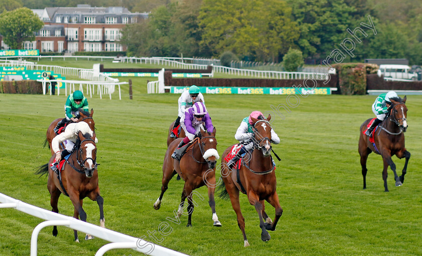 Siyola-0006 
 SIYOLA (William Buick) wins The bet365 Wild Card Fillies Novice Stakes
Sandown 26 Apr 2024 - Pic Steven Cargill / Racingfotos.com