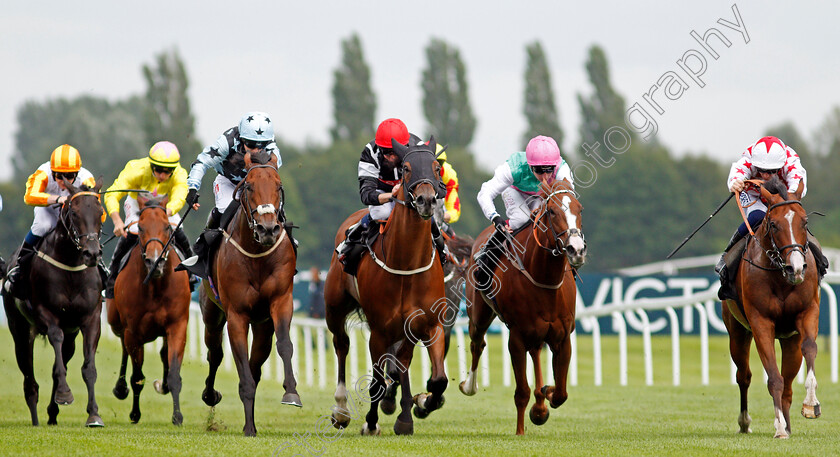 Spanish-Star-0002 
 SPANISH STAR (right, David Probert) beats FIREPOWER (red cap) and FANGORN (blue cap) in The Download The BetVictor App Handicap
Newbury 13 Aug 2021 - Pic Steven Cargill / Racingfotos.com