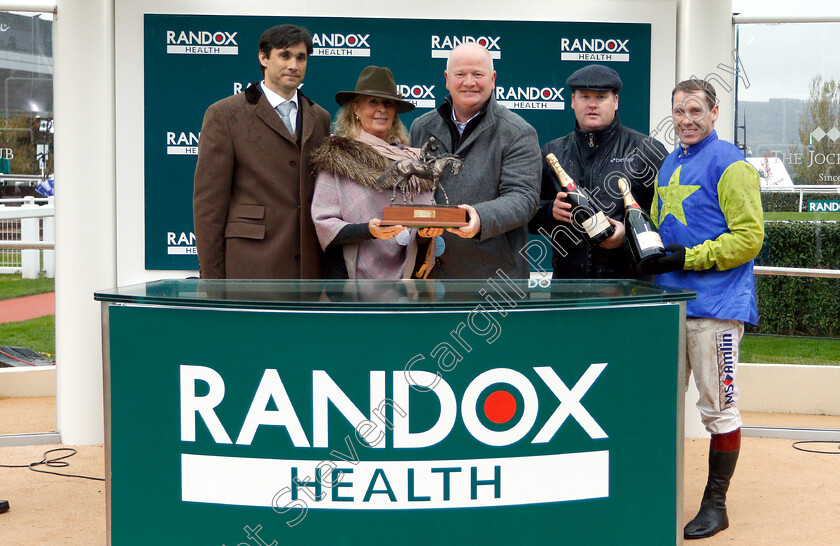 Dinons-0008 
 Presentation to Gordon Elliott, Richard Johnson and owners for The Randox Health Novices Hurdle won by DINONS
Cheltenham 27 Oct 2018 - Pic Steven Cargill / Racingfotos.com