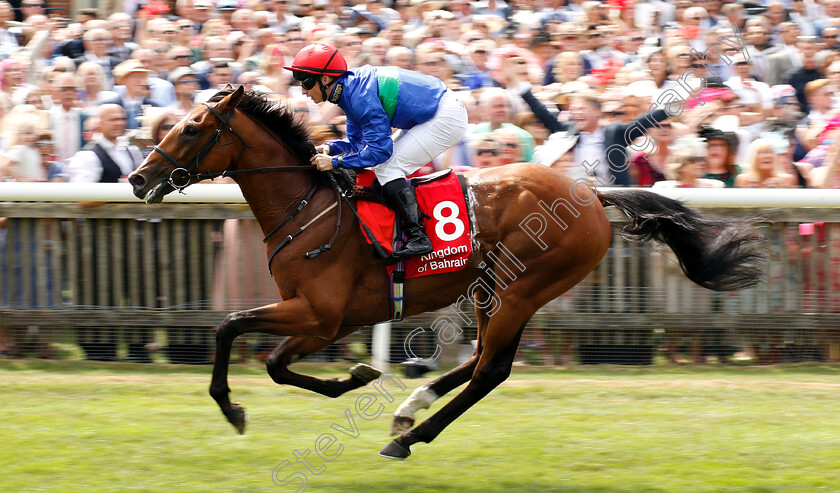 Wells-Farhh-Go-0004 
 WELLS FARHH GO (David Allan) wins The Bahrain Trophy Stakes
Newmarket 12 Jul 2018 - Pic Steven Cargill / Racingfotos.com