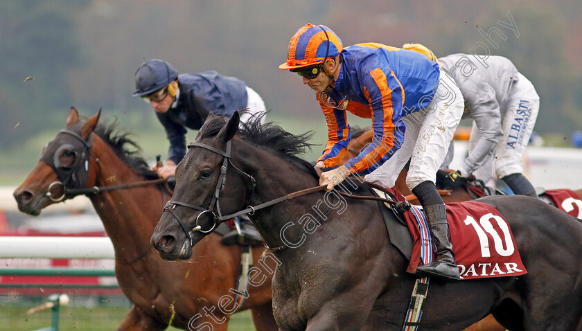 Camille-Pissarro-0003 
 CAMILLE PISSARRO (Christophe Soumillon) wins The Qatar Prix Jean-Luc Lagadere
Longchamp 6 Oct 2024 - Pic Steven Cargill / Racingfotos.com