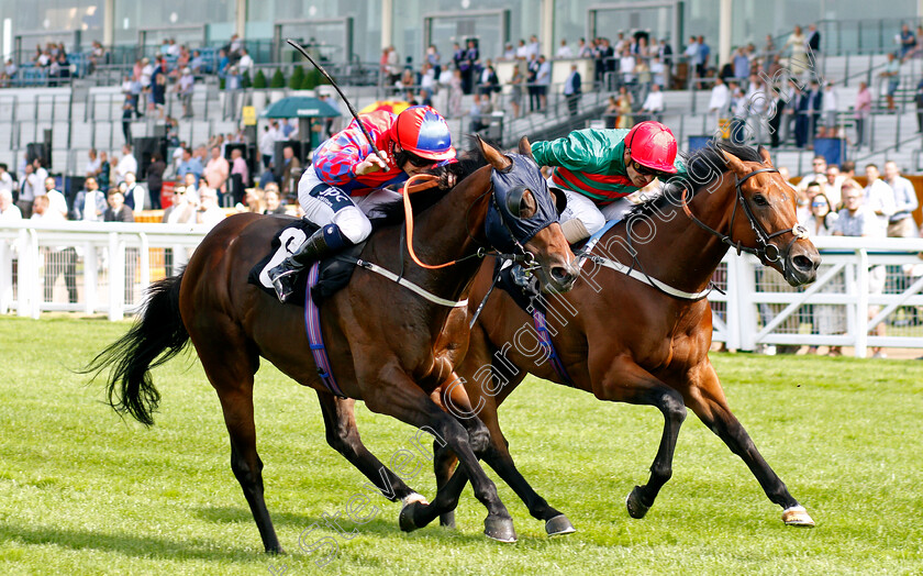 Mountain-Peak-0002 
 MOUNTAIN PEAK (right, Andrea Atzeni) beats BEDFORD FLYER (left) in The Rotary Club Of Ascot Handicap
Ascot 23 Jul 2021 - Pic Steven Cargill / Racingfotos.com