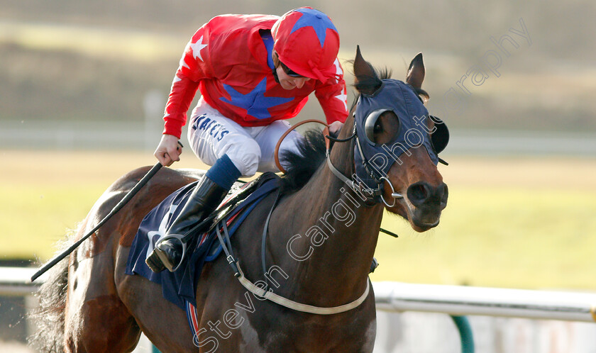 Axel-Jacklin-0005 
 AXEL JACKLIN (Joey Haynes) wins The Bombardier March To Your Own Drum Handicap
Lingfield 18 Dec 2019 - Pic Steven Cargill / Racingfotos.com