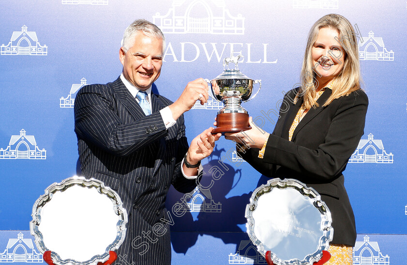 Highgarden-0007 
 Presentation for The Princess Royal Nayef Stakes won by HIGHGARDEN
Newmarket 28 Sep 2018 - Pic Steven Cargill / Racingfotos.com