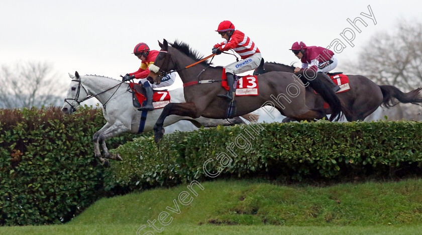 Vanillier-and-Escaria-Ten-0004 
 VANILLIER (left, Jonathan Burke) with ESCARIA TEN (right, James Best)
Cheltenham 13 Dec 2024 - Pic Steven Cargill / Racingfotos.com