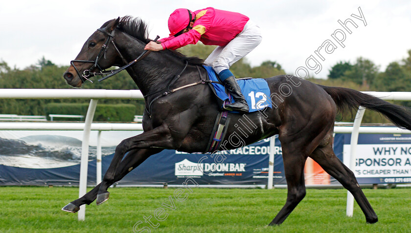 Kentucky-Kitten-0006 
 KENTUCKY KITTEN (William Buick) wins The Visit racingtv.com Handicap 
Leicester 12 Oct 2021 - Pic Steven Cargill / Racingfotos.com